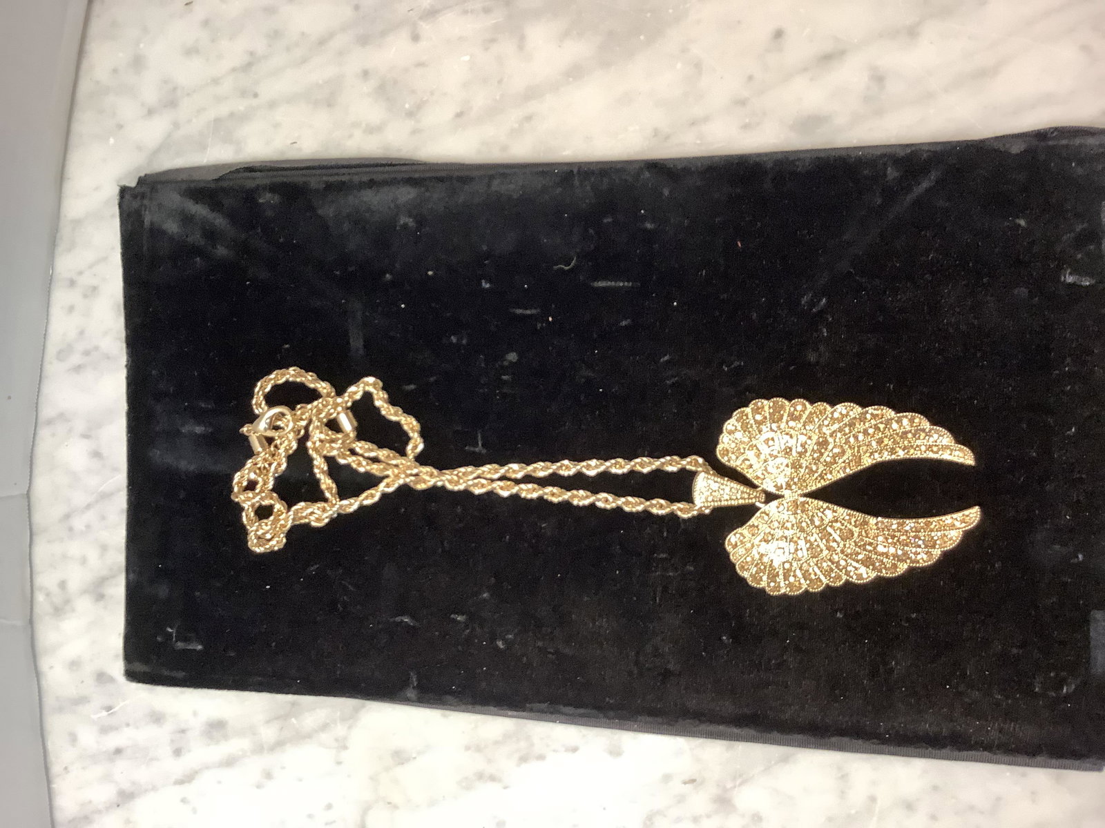 Large decorative butterfly wing pendant with chain gold (1 of 1)