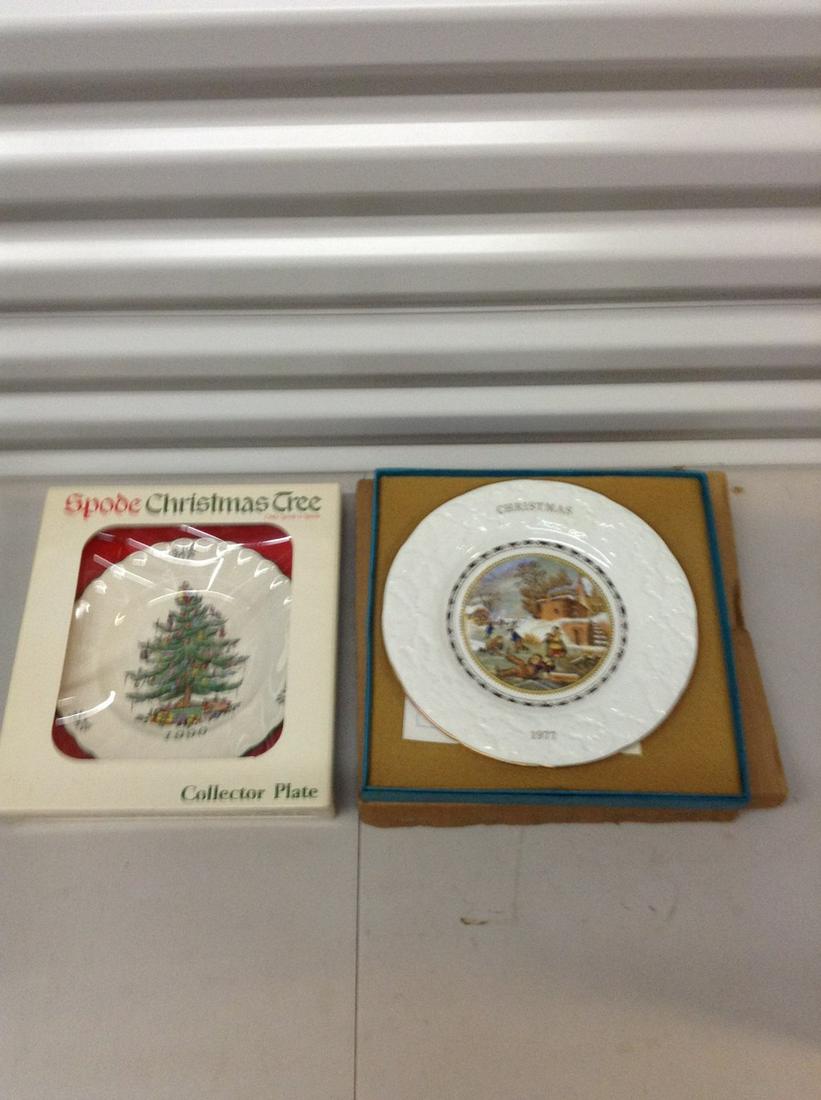 Coalport 1977 and Spode 1990 christmas plates: Coalport 1977 and Spode 1990 christmas plates