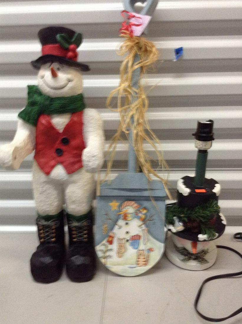 Assorted snowman themed items, lamp etc tallest 20 (1 of 1)