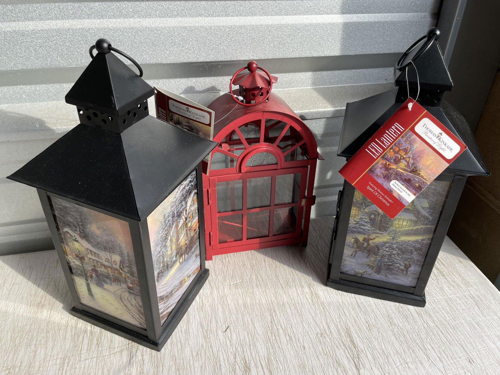 Lot of Thomas Kinkade lanterns and melrose  tallest 13 (1 of 1)