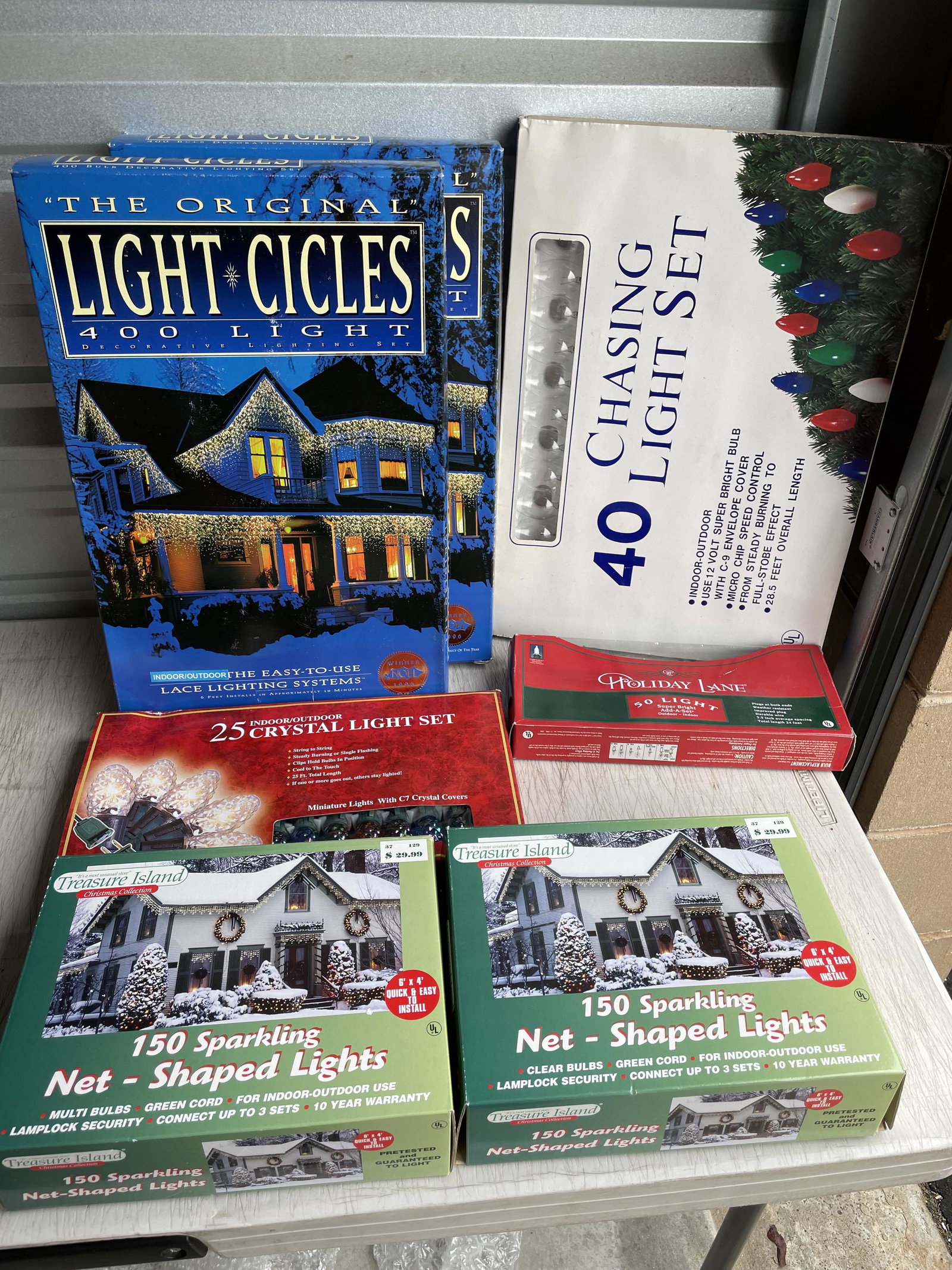 Large lot of christmas lights all new: Large lot of christmas lights all new