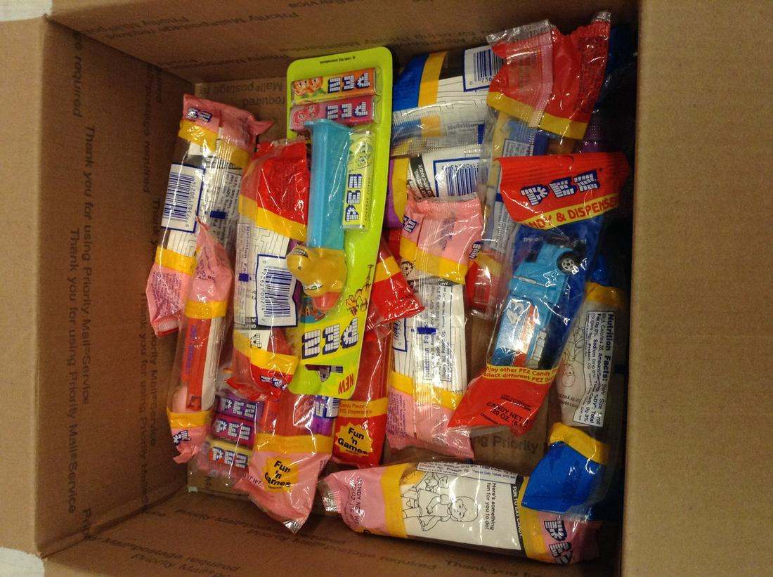 Lot of Pez Dispensers: Lot of Pez Dispensers