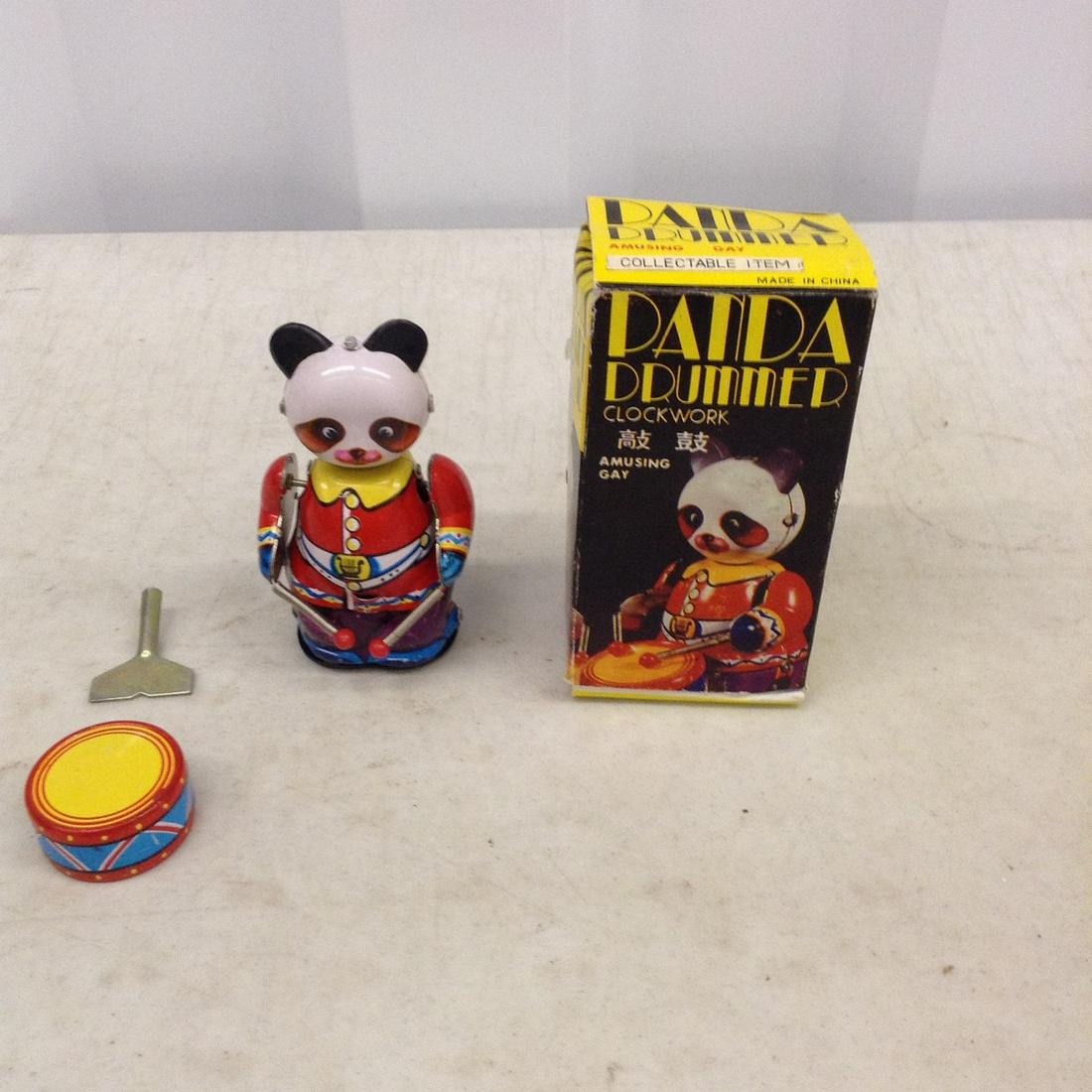 VIntage clockwork panda drummer (1 of 1)