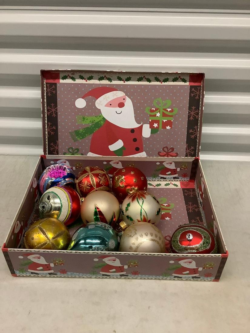 Box of Large Beautiful Christmas Ornaments Including (1 of 1)