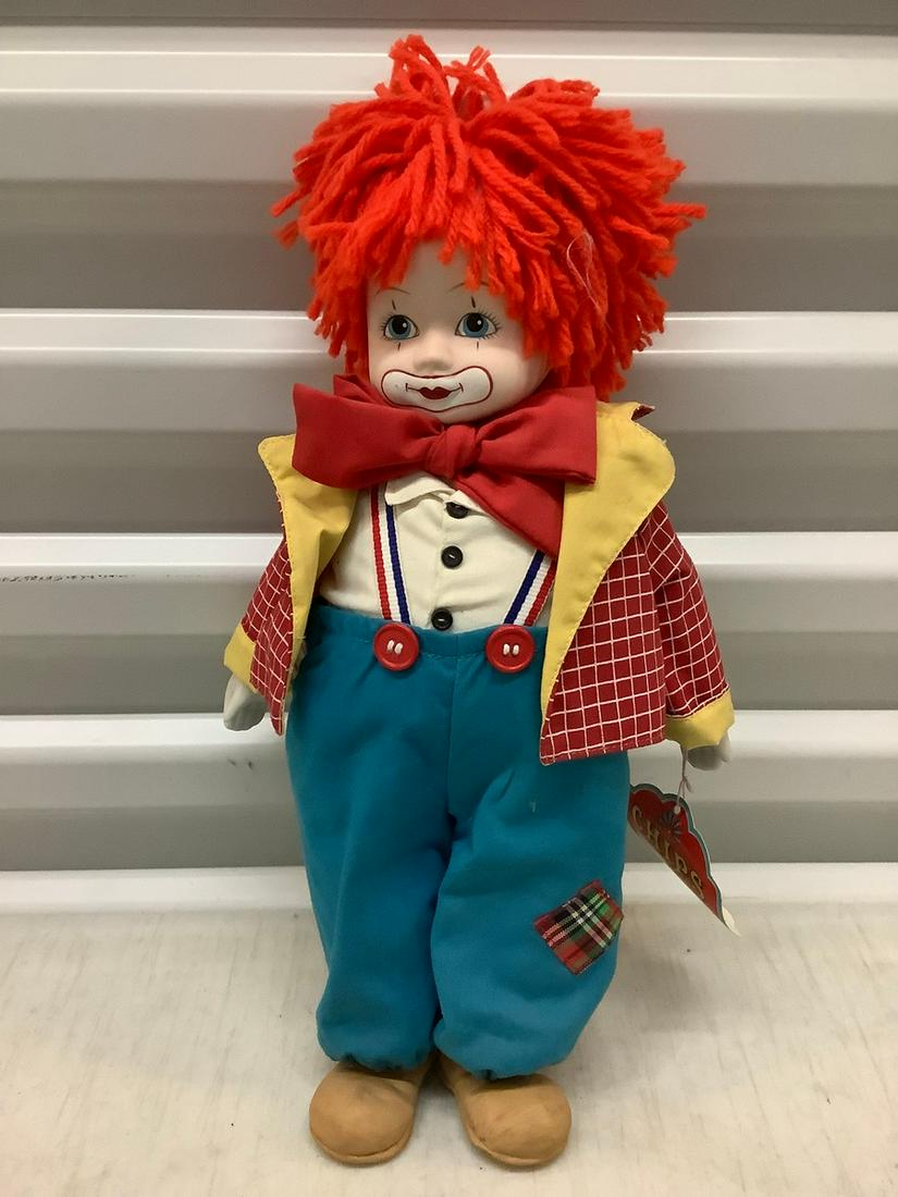 Chips musical porcelain clown 13 inch tall: Chips musical porcelain clown 13 inch tall