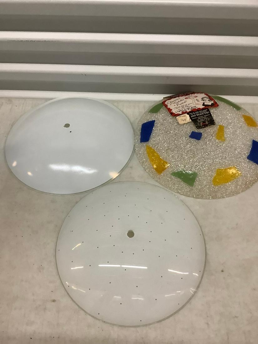 Lot of 3 ceiling fixtures (1 of 1)