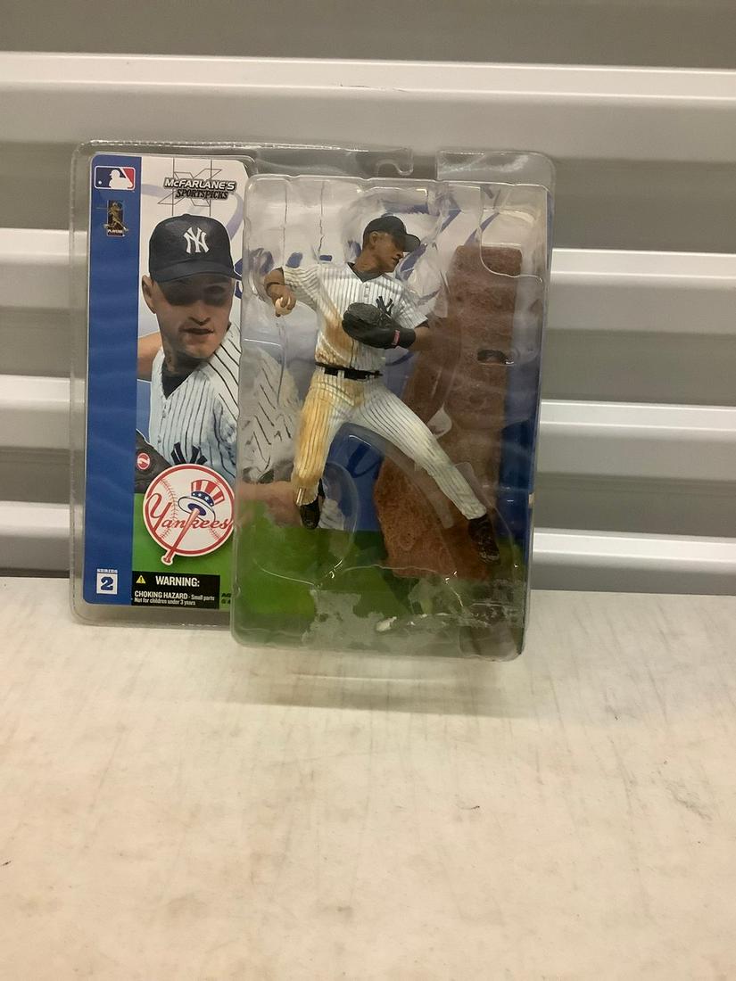 Derek Jeter Sports Figure (1 of 1)