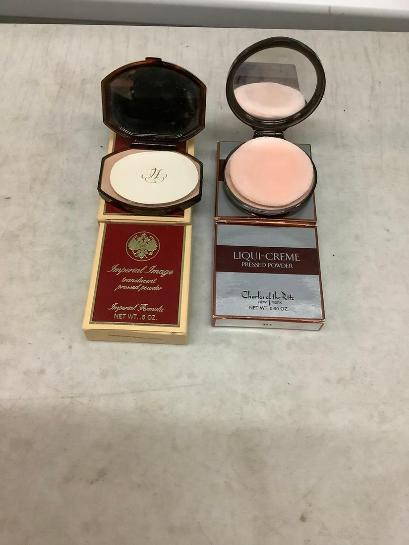 2 Imperial Image pressed powder,and 2 liqui-creme: 2 Imperial Image pressed powder,and 2 liqui-creme pressed powder