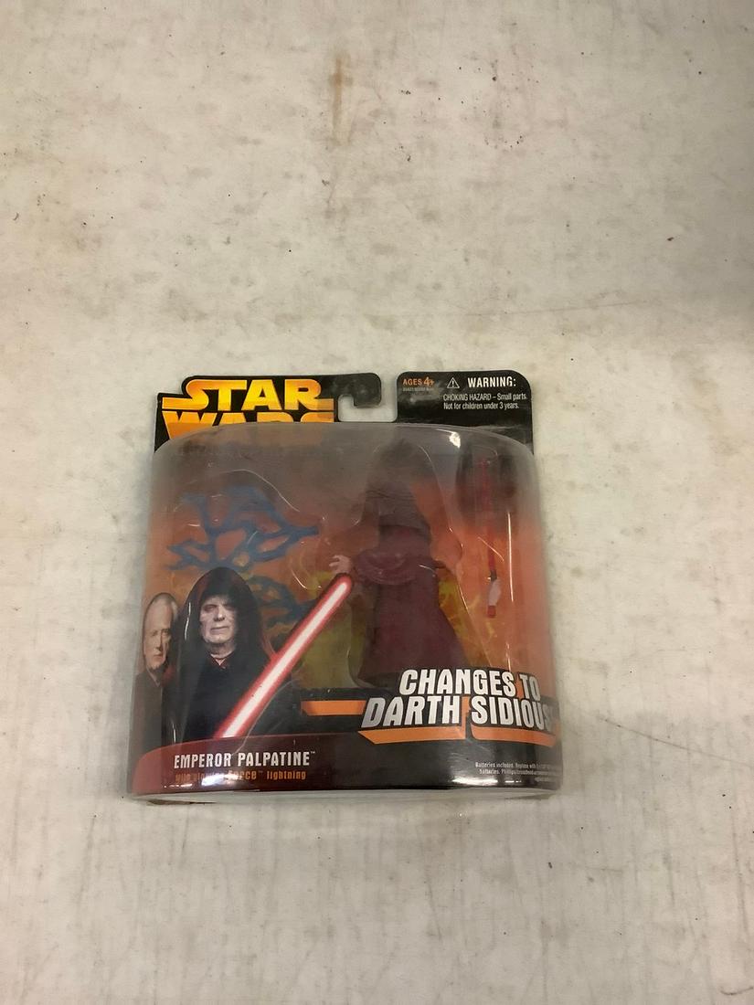 Star Wars Revenge of the Sith Emperor Palpatine figure: Star Wars Revenge of the Sith Emperor Palpatine figure with glowing lightning 2005 hasbro