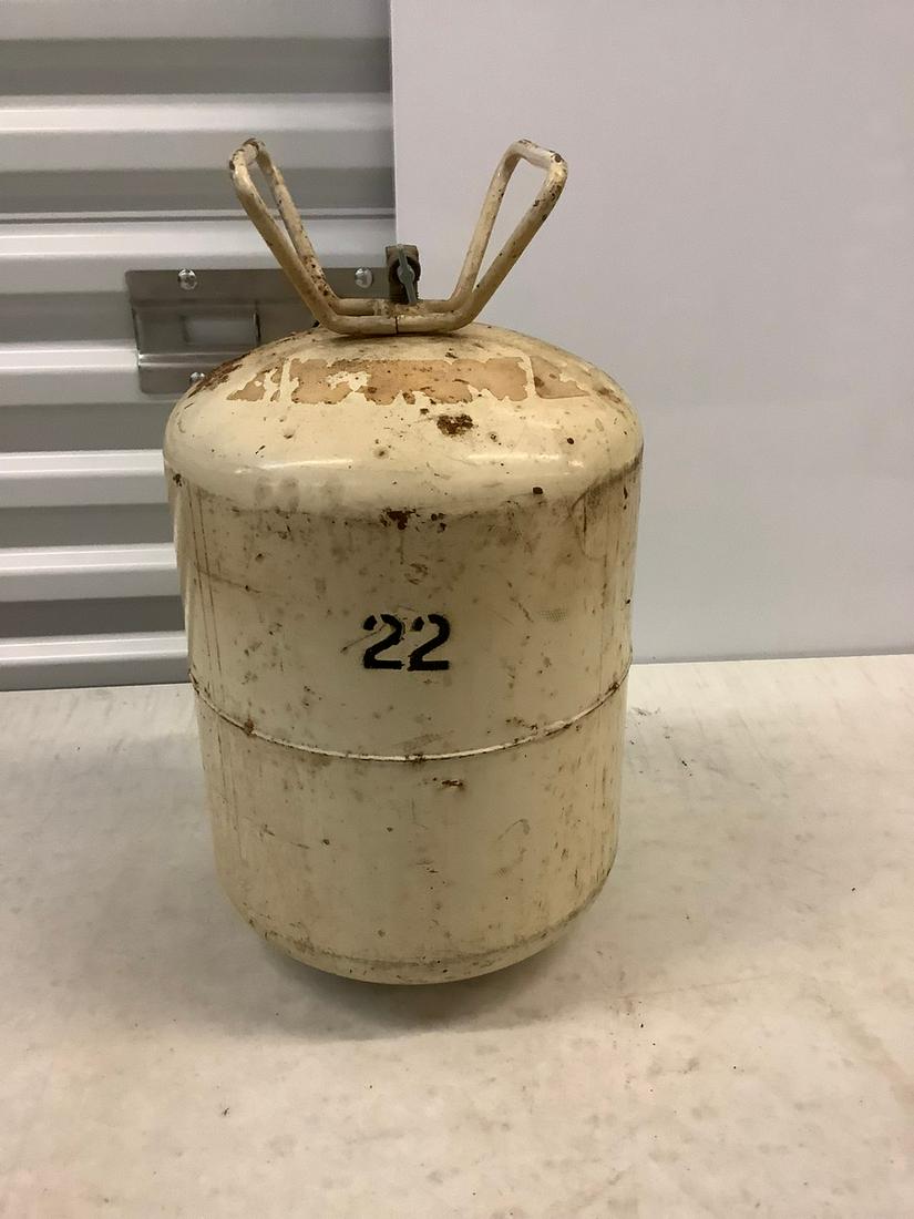 Full container of r22 refrigerant 13 inch tall: Full container of r22 refrigerant 13 inch tall