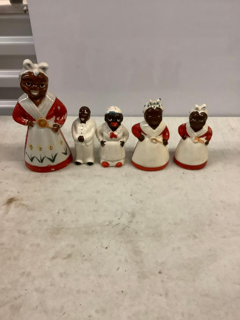 Vintage black americana salt n pepper shakers tallest 8 (1 of 1)