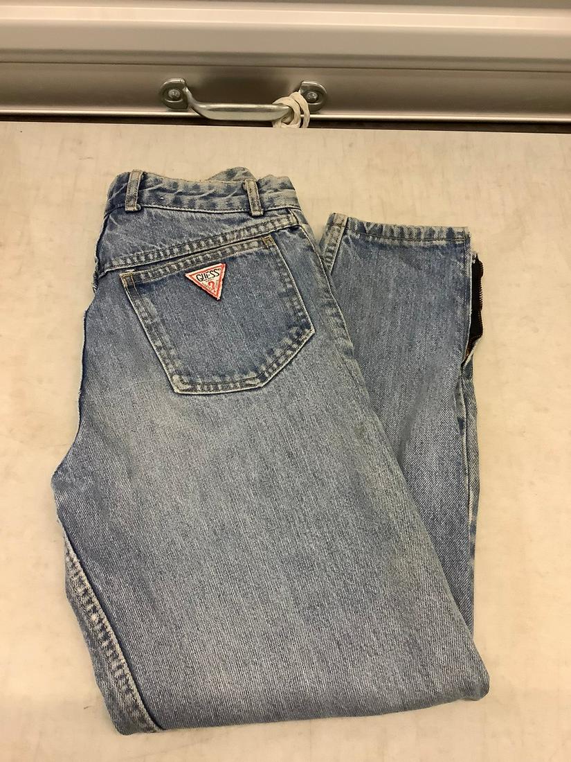 Vintage Women's Guess Jeans Size 29: Vintage Women's Guess Jeans Size 29