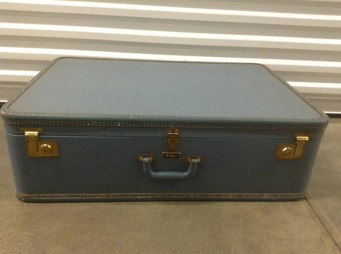 Vintage Amelia Earhart Suitcase 30