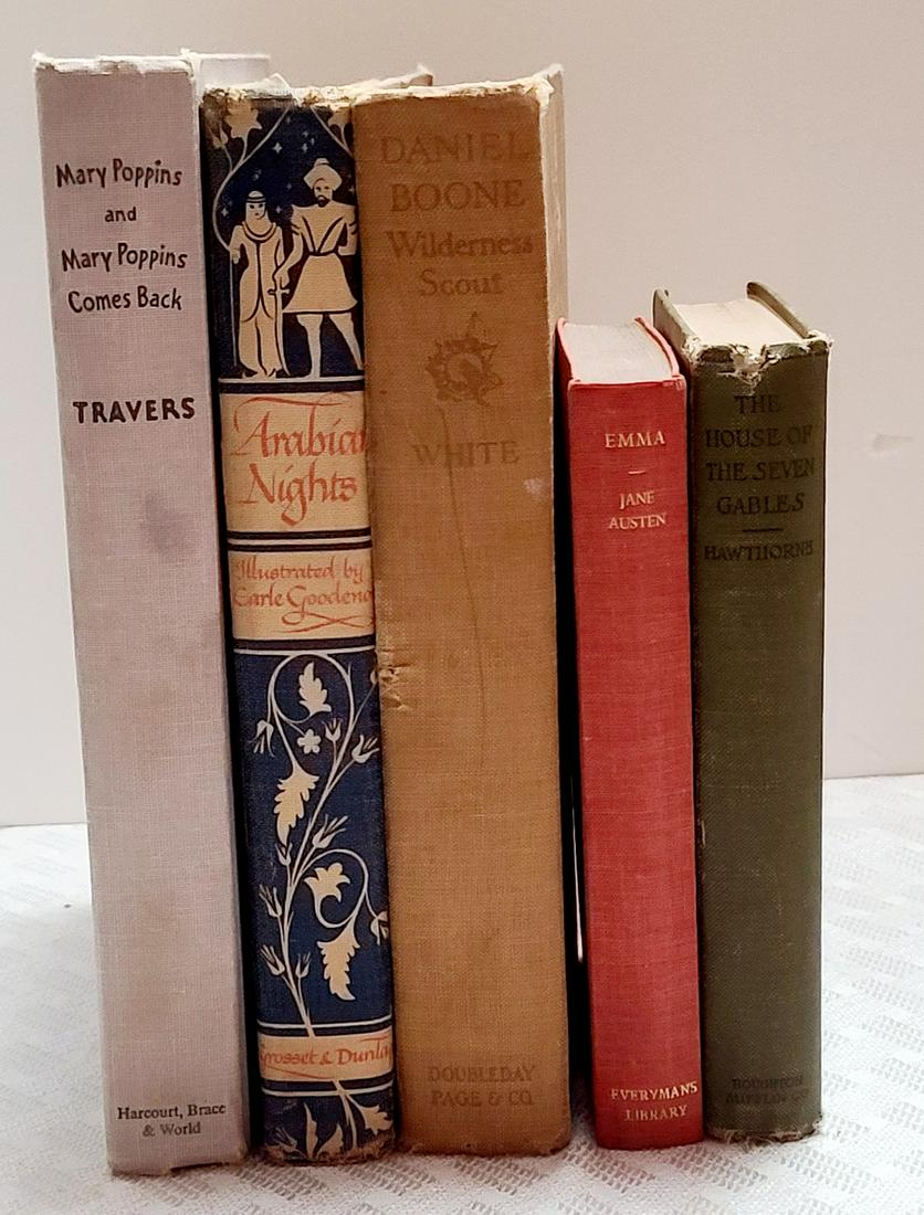 Vintage and Antique Books incl Mary Poppins with (1 of 1)