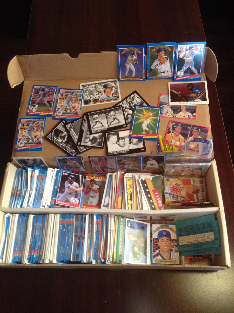 Large lot of Various Baseball Cards (1 of 1)