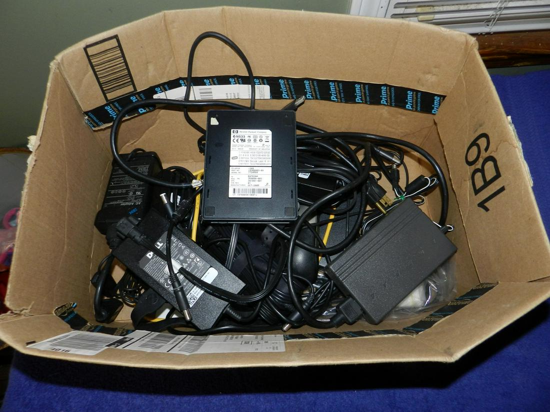 Lot of Assorted Laptop Power Supplies Chargers (1 of 1)