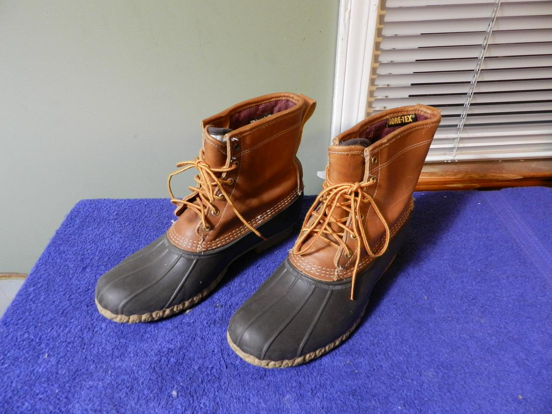 Pair of LL Bean Duck Boots Size 12: Pair of LL Bean Duck Boots Size 12