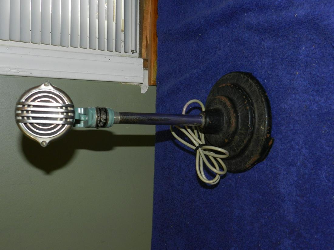 Vintage Argonne Stand Up Crystal Microphone (1 of 1)