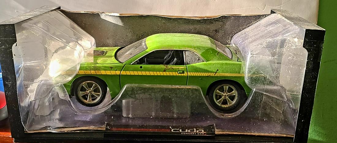 Barracuda Concept Car model 10" (1 of 1)