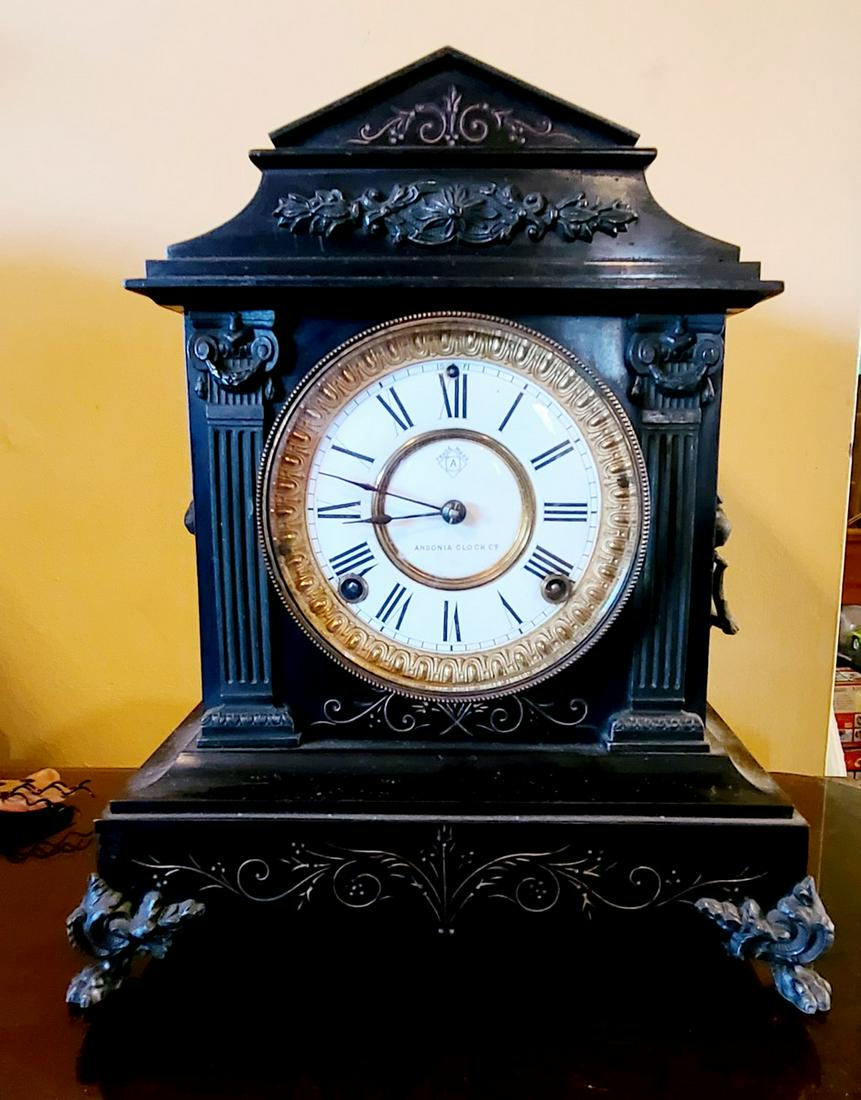 Antique Ornate Ansonia Clock Co Working with Key (1 of 4)