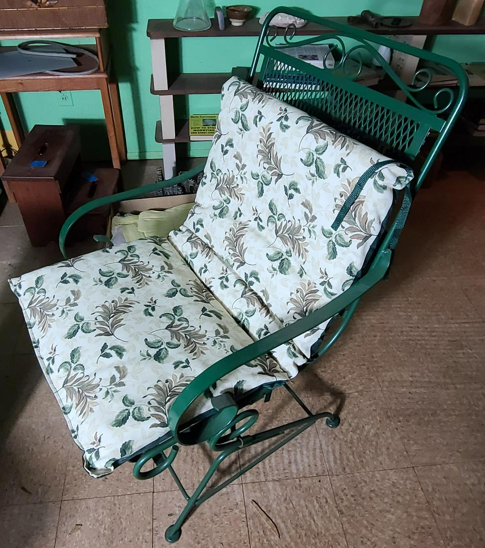 Vintage Metal Rocker Chair with Cushion: Vintage Metal Rocker Chair with Cushion