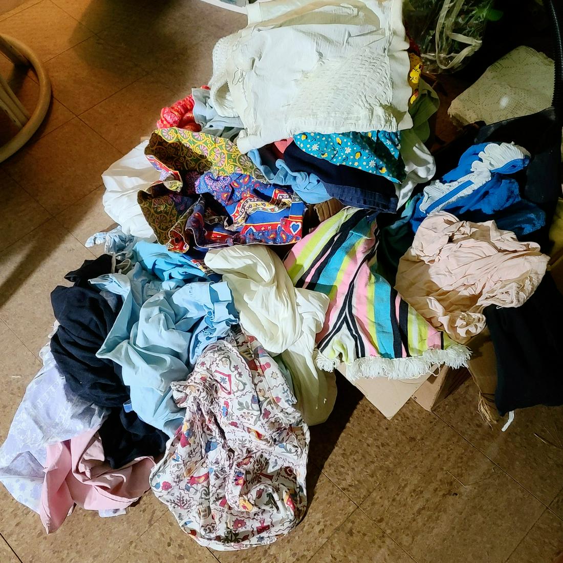 Huge Amount of Vintage Clothing appears mainly Women (1 of 1)