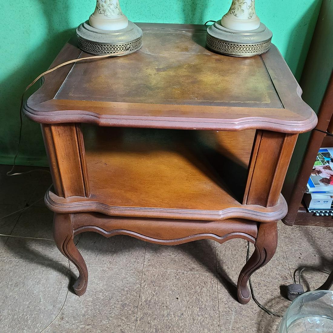 Set of 2 Vintage Wooden Side Tables Matching 24x22x22" (1 of 1)