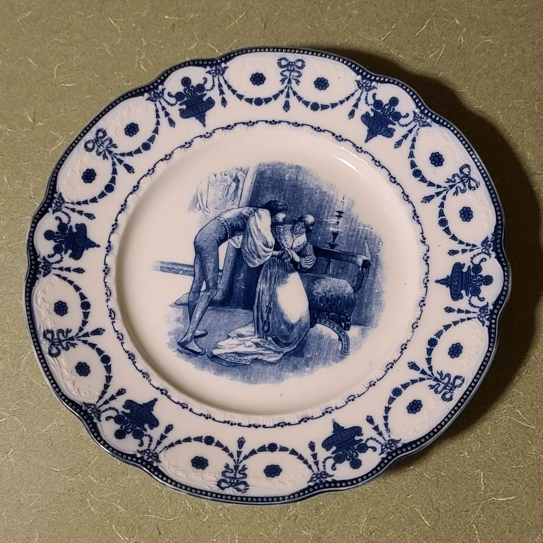 Vintage Royal Doulton Romeo and Juliet Plate 10": Vintage Royal Doulton Romeo and Juliet Plate 10"