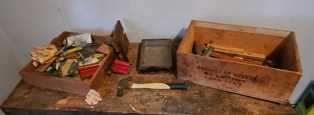 VINtage tool and more contents on top of bench (1 of 1)