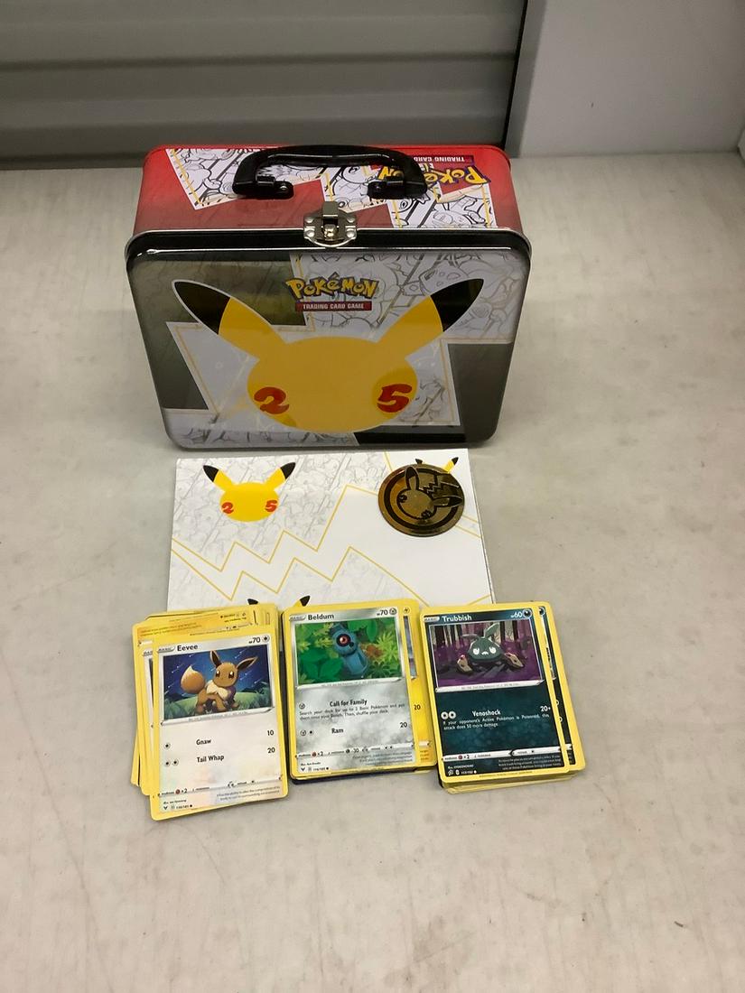 Pokemon Lunch box with cards: Pokemon Lunch box with cards