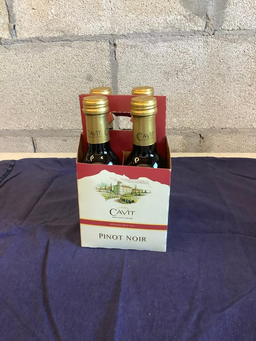 Cavit 2014 Pinot Noir (4) 187ml Bottles (1 of 1)