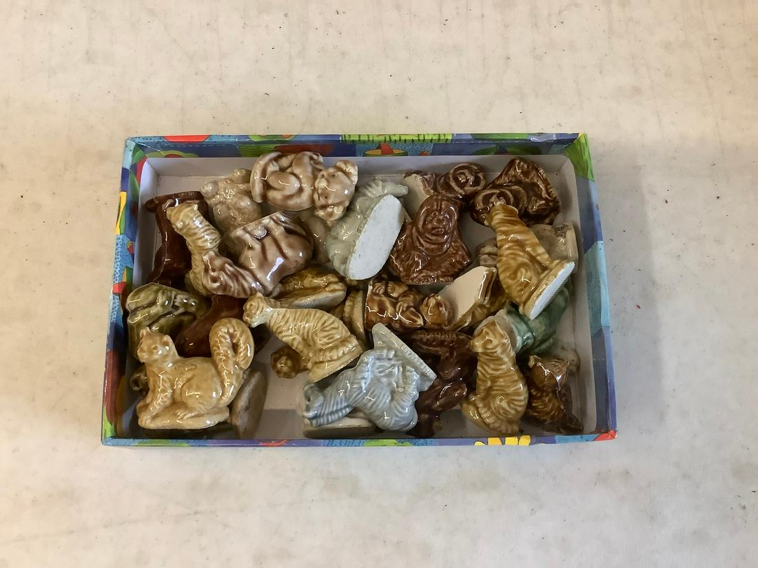 Lot of Red Rose Tea Ceramic Animal Figurines (1 of 1)