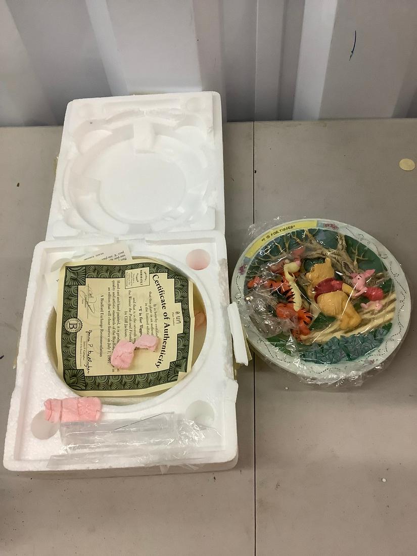 The Bradford Exchange Decorative plate "Winnie the Pooh (1 of 1)