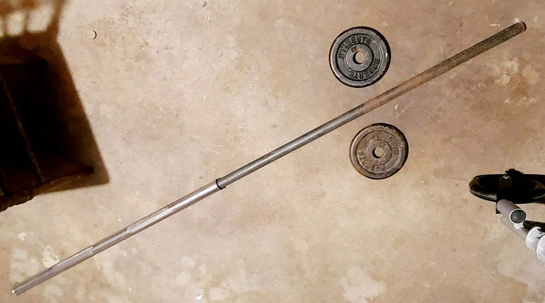 Weight lifting Bar and 2 Plates (1 of 1)