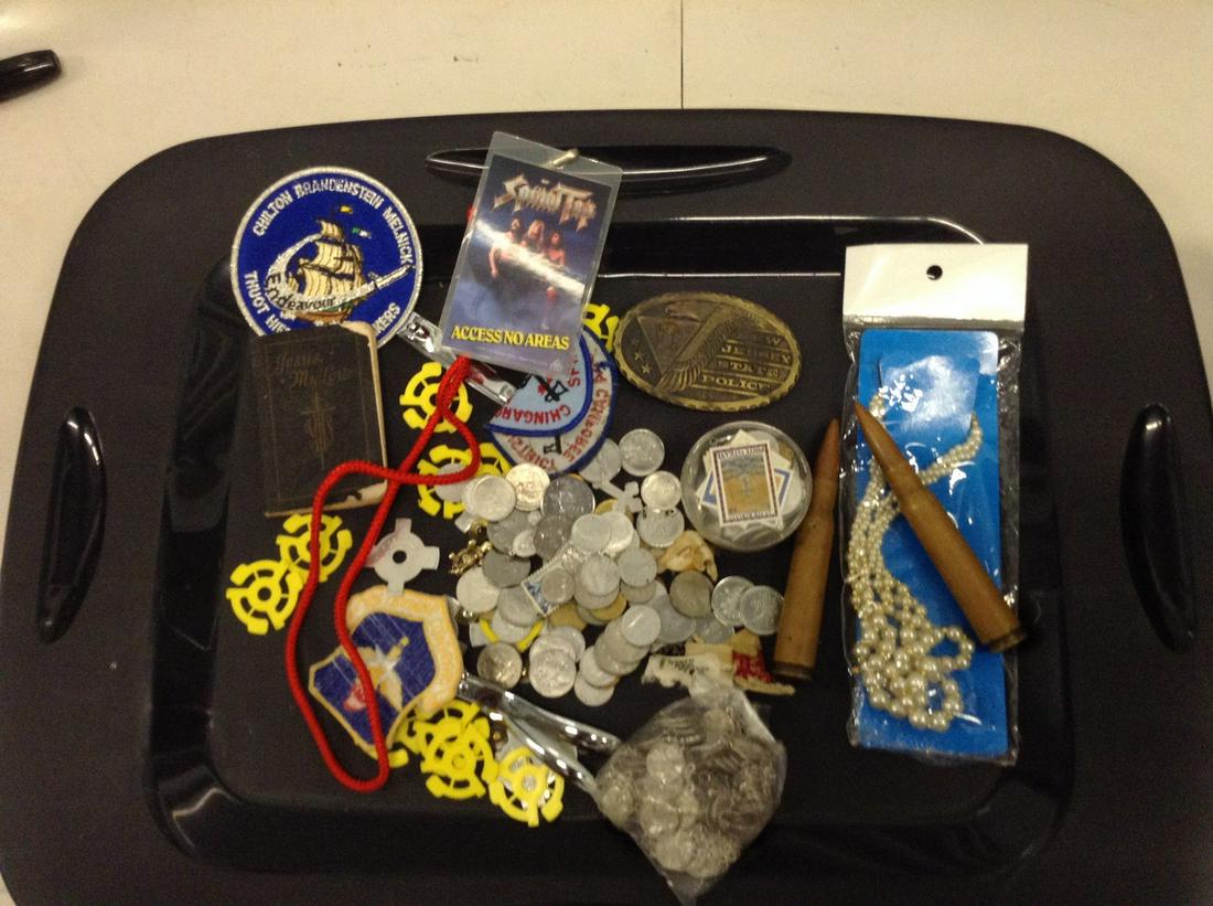 coins, blet buckle, religious medals and more (1 of 1)