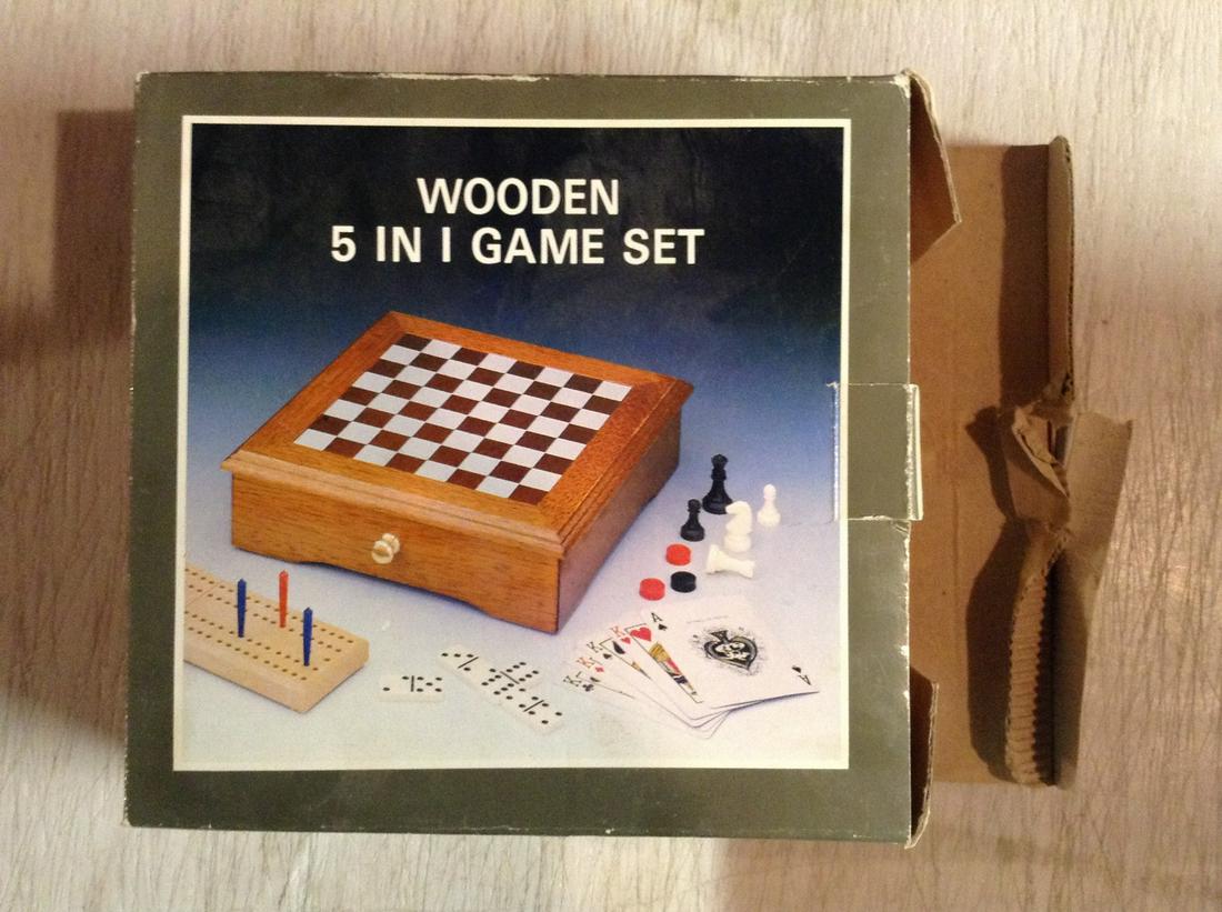 Wooden 5 in 1 Game Set: Wooden 5 in 1 Game Set