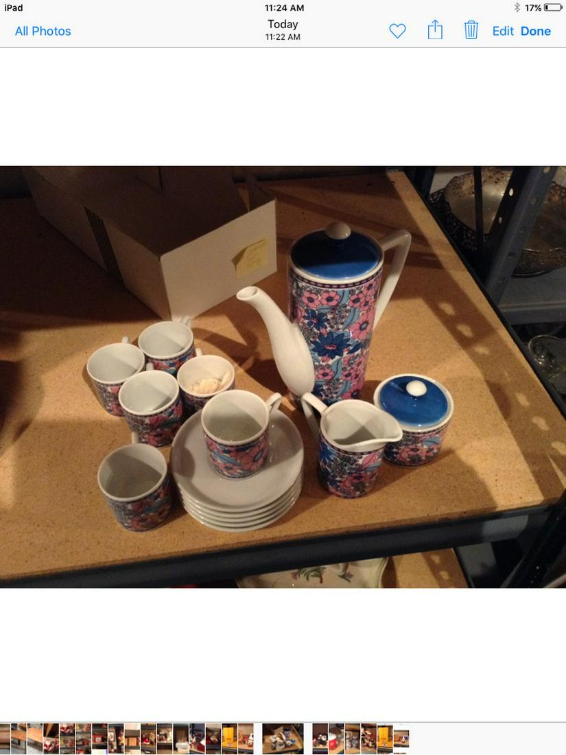 Royal Crown Tea Set (1 of 1)