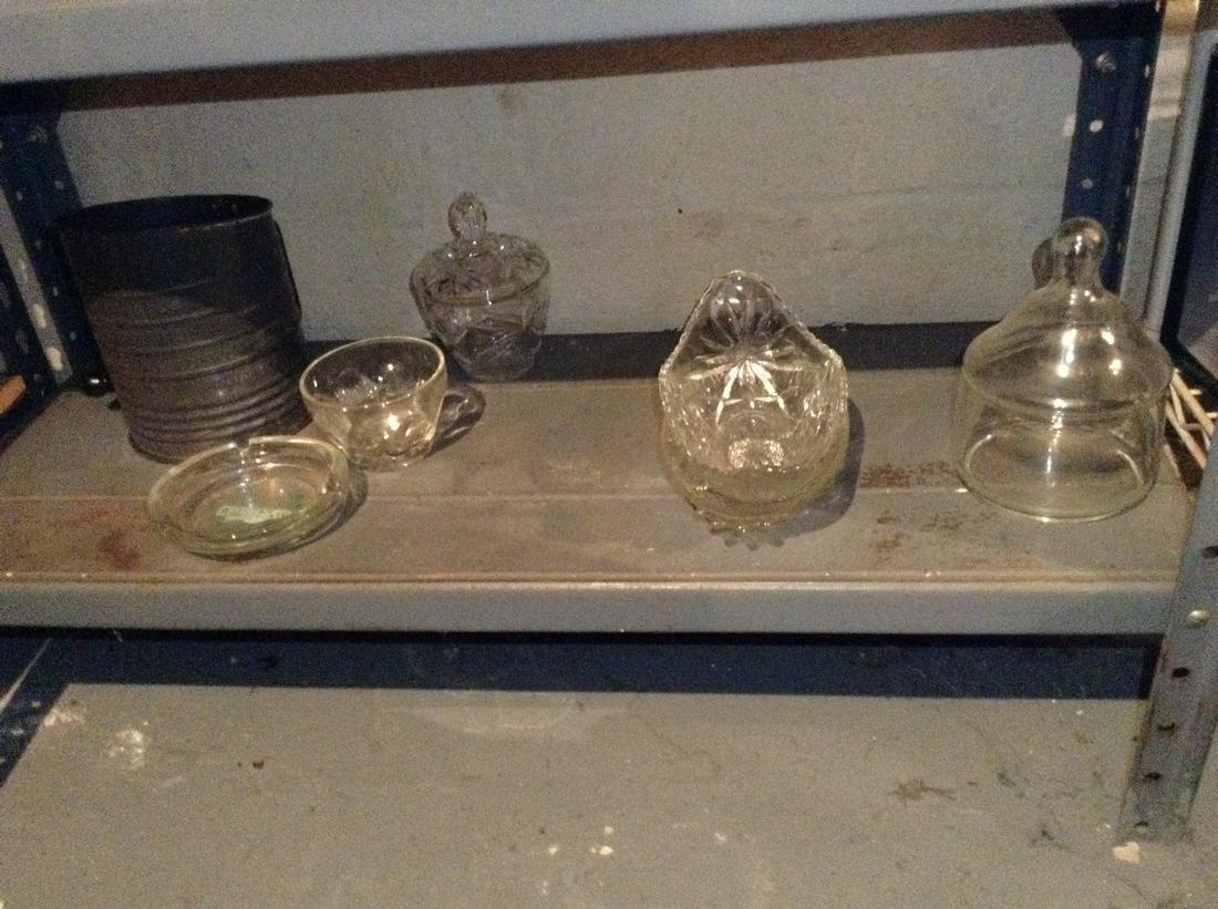 Lot of Glass Bowls, Ashtrays and More: Lot of Glass Bowls, Ashtrays and More