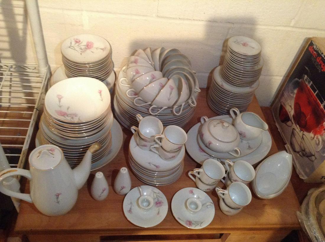 Royal Court Fine China Set (1 of 1)