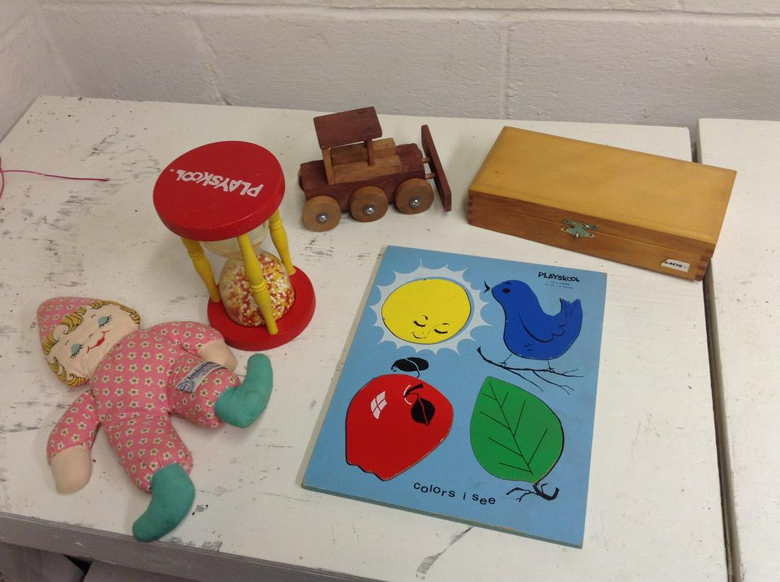 Vintage Playskool Hour Glass, Puzzle and More: Vintage Playskool Hour Glass, Puzzle and More