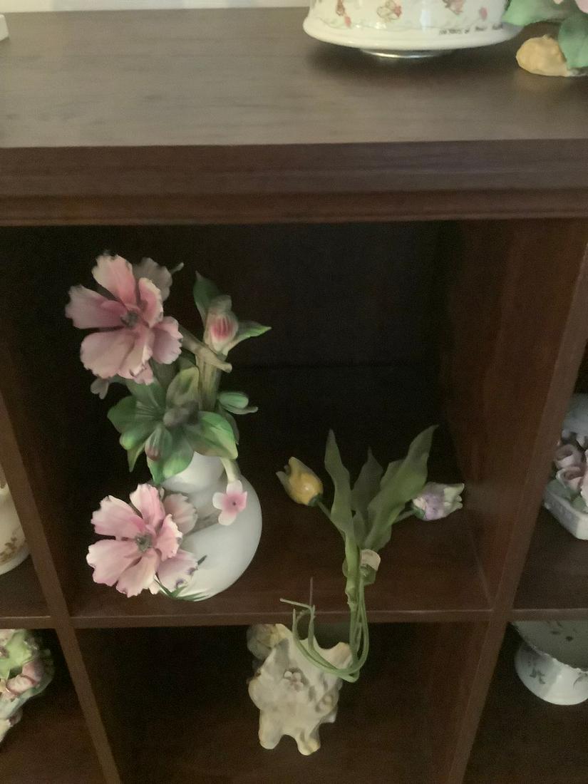lot of porcelain vases capo di monte: lot of porcelain vases capo di monte
