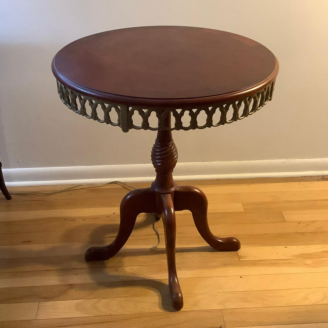 Metal fringed wood pedestal side table 24 inch tall: Metal fringed wood pedestal side table 24 inch tall