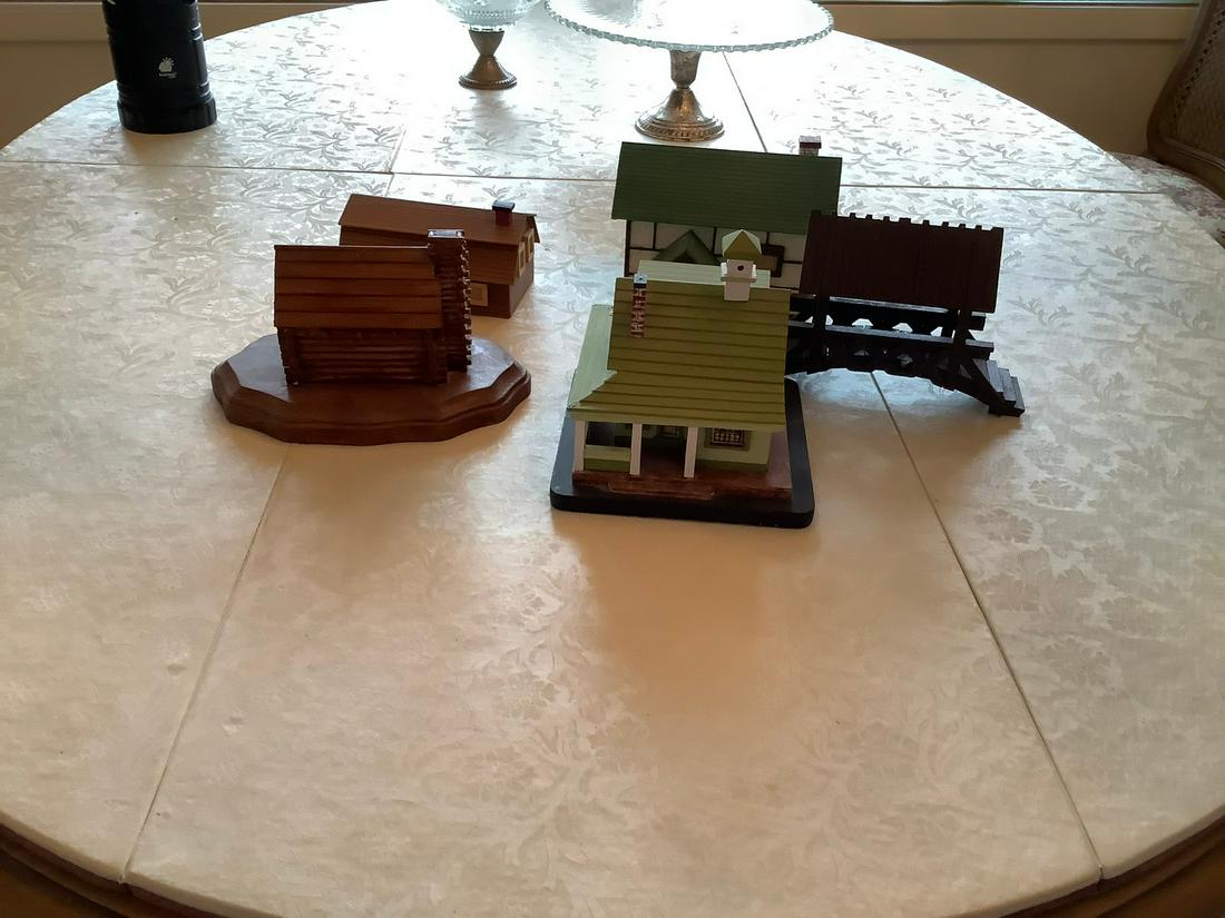 Lot of folk art hand made miniature models tallest 5 (1 of 1)