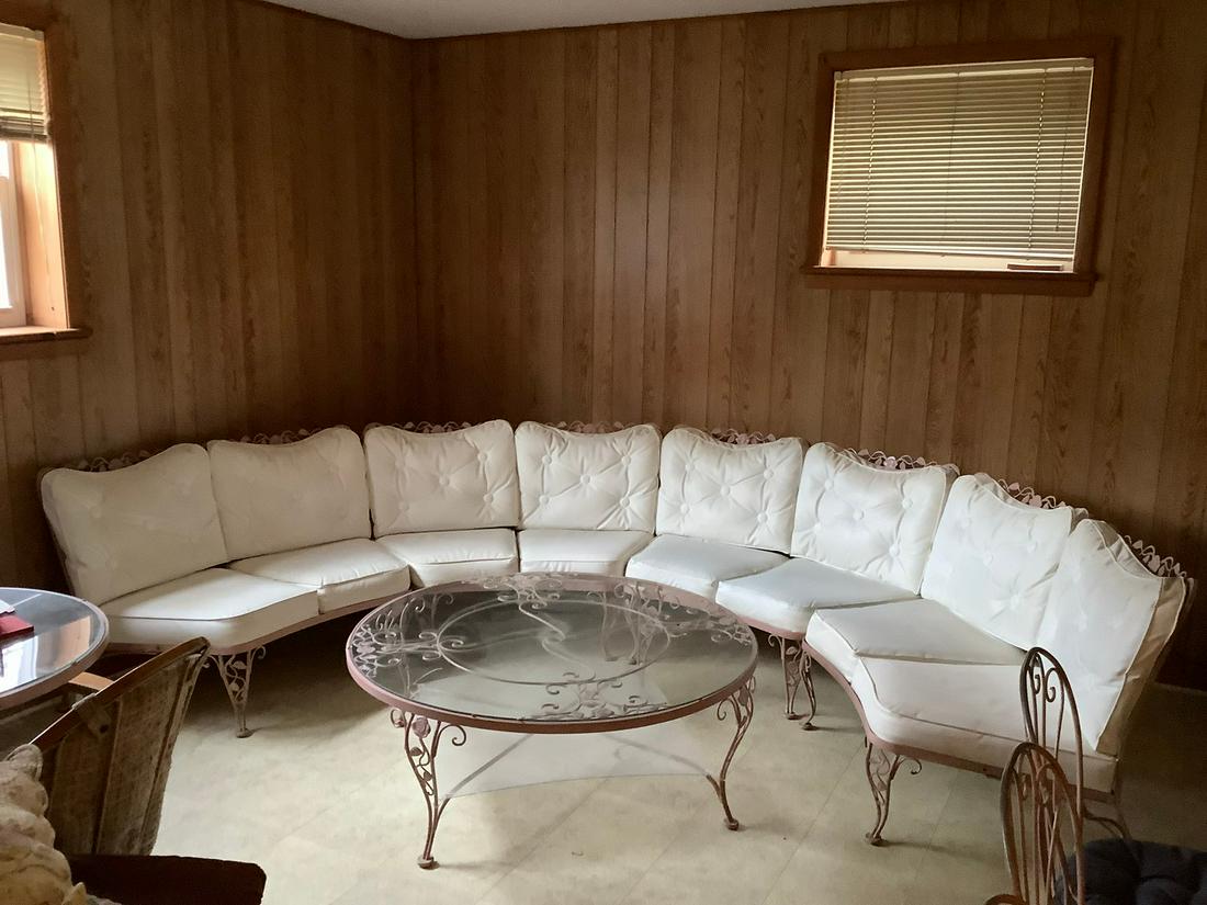 MCM wrought iron couch and table 11 ft in diameter: MCM wrought iron couch and table 11 ft in diameter