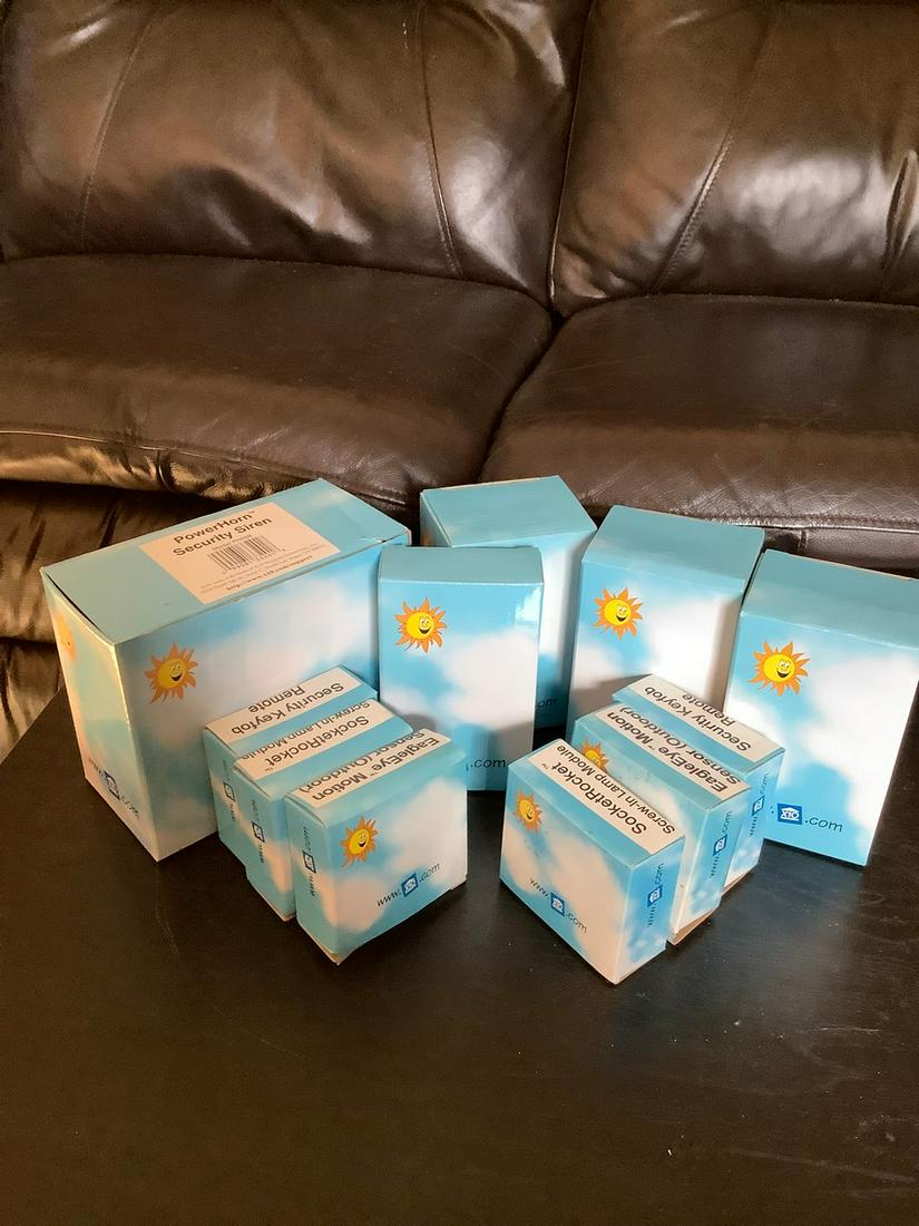 Lot of security motion sensor devices (1 of 1)