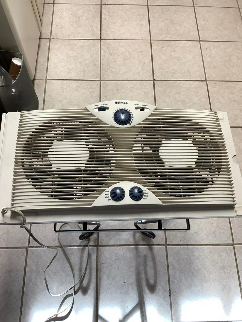 Holmes Dual Window Fan (1 of 1)