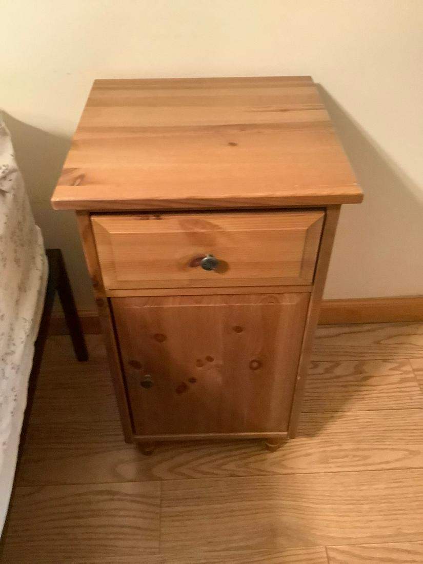 Wood Night Stand: Wood Night Stand