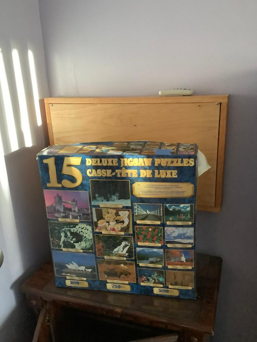 15 Deluxe Jigsaw Puzzles: 15 Deluxe Jigsaw Puzzles