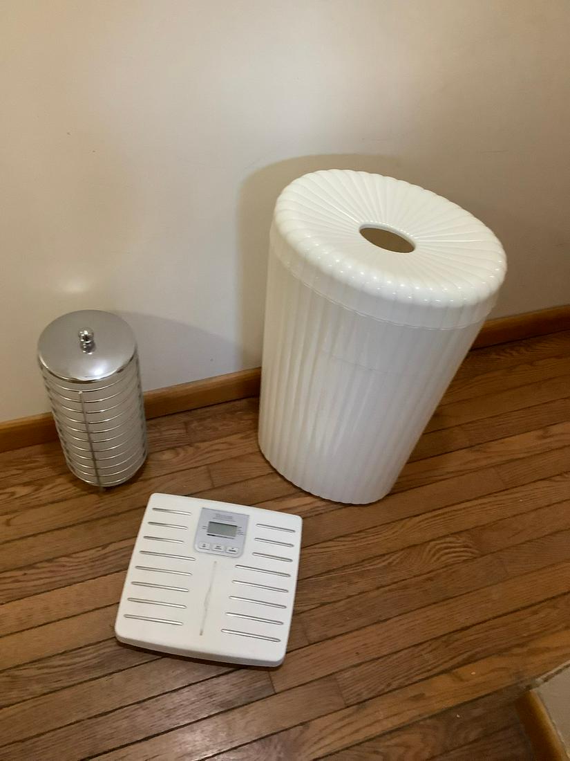 Bathroom Scale, Toilet Paper Holder and Laundry Basket: Bathroom Scale, Toilet Paper Holder and Laundry Basket