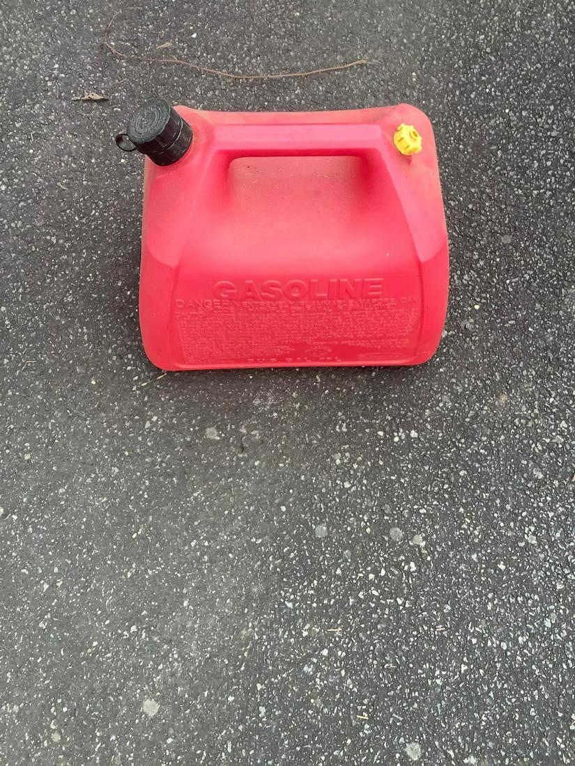 5 Gallon Gas Can (1 of 1)